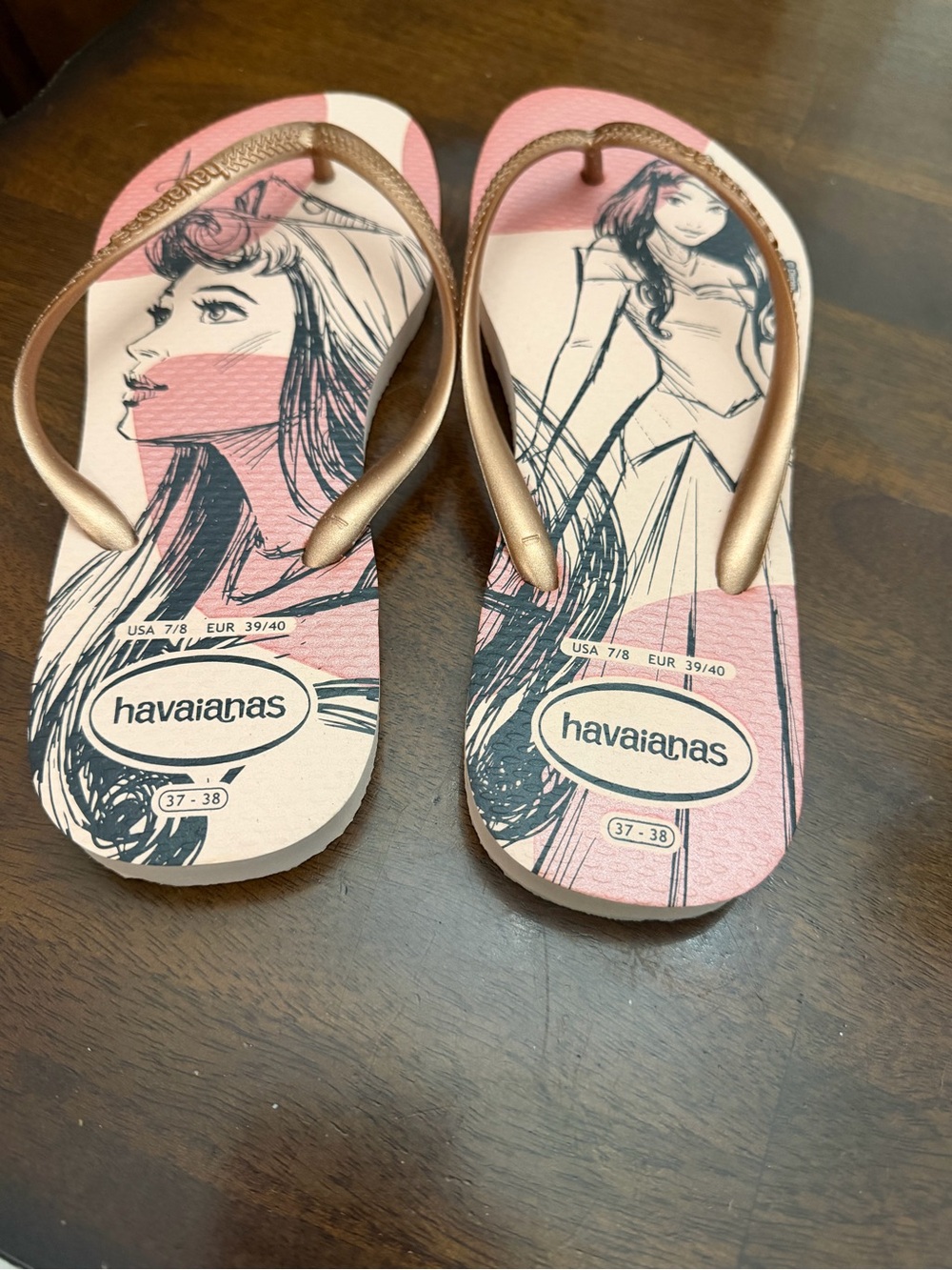 Havaianas Pink Illustrated Footbed Sandals with Gold Straps